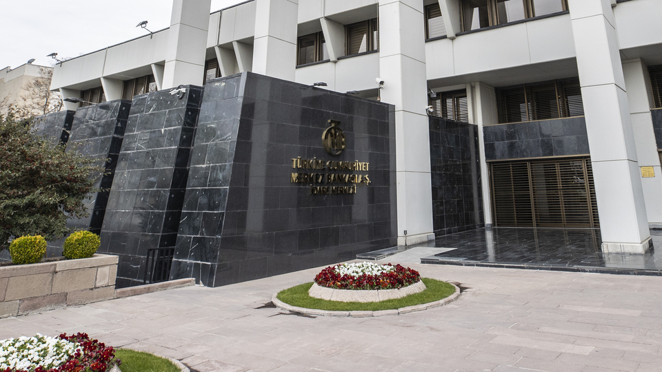 TCMB rezervlerinde düşüş sürüyor