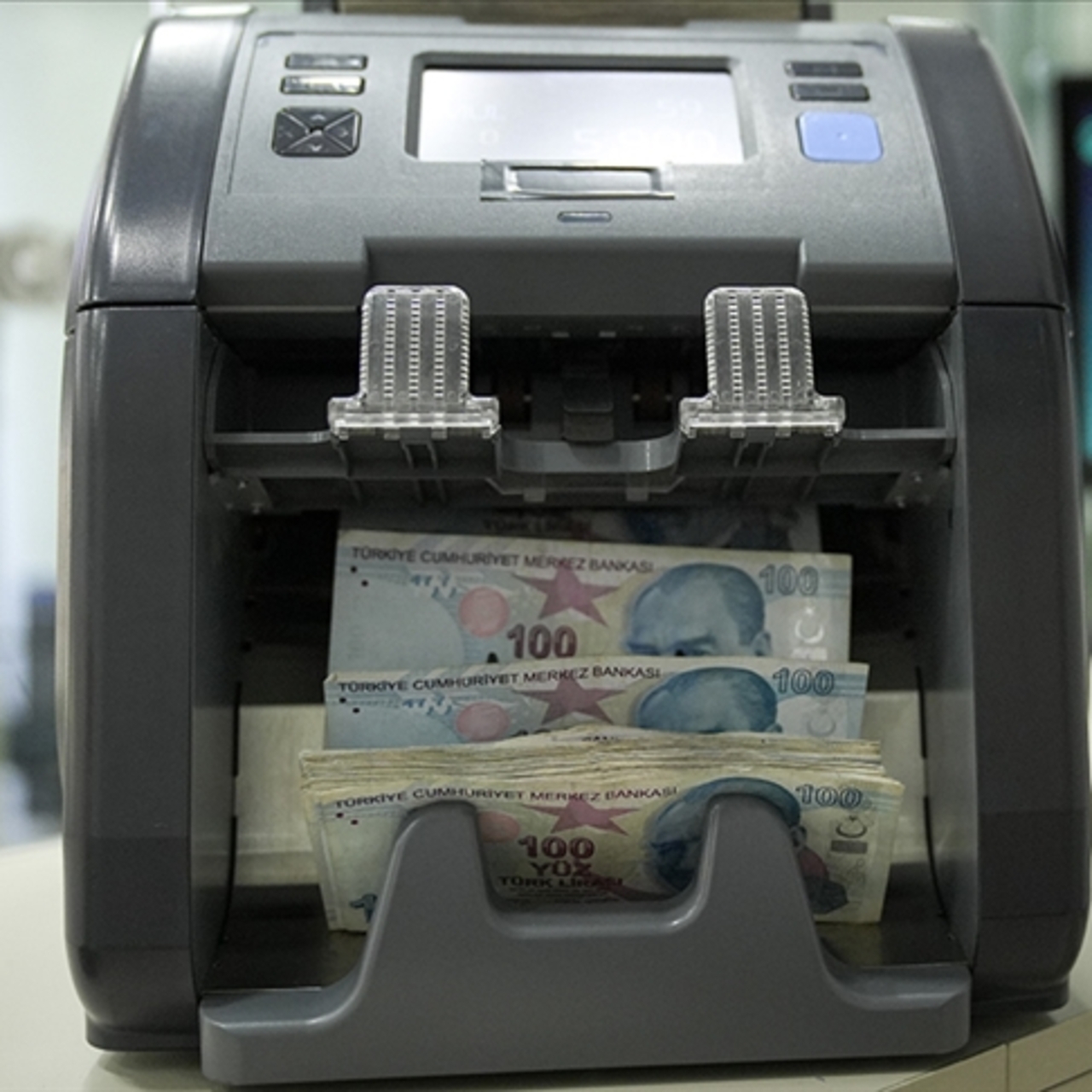 Bankacılığın net kârı 216,1 milyar lira oldu