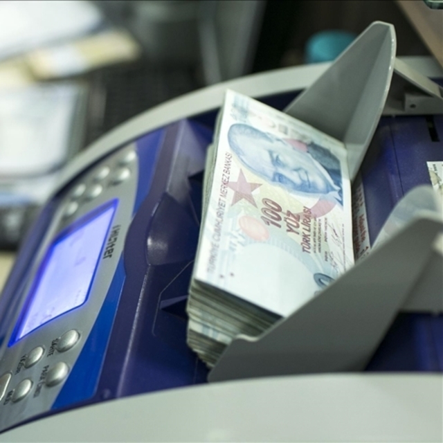 KKM bakiyelerindeki düşüş devam ediyor