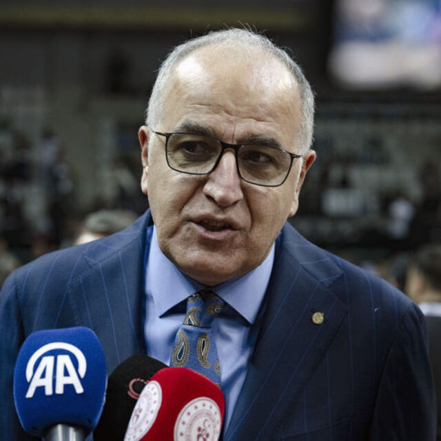 "İnşallah VakıfBank mutlu sona ulaşır"