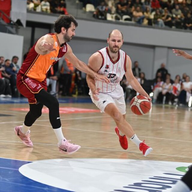 G.Saray, Manisa'da farklı mağlup!
