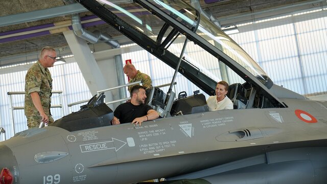 ABD'den Ukrayna'ya F-16 eğitimi ve desteği satışı