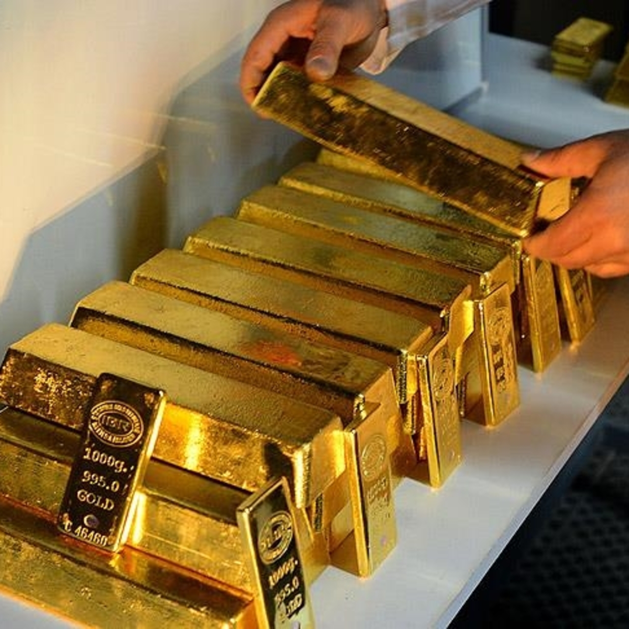 Altında olası geri çekilmelerde merkez bankalarının etkili olması bekleniyor