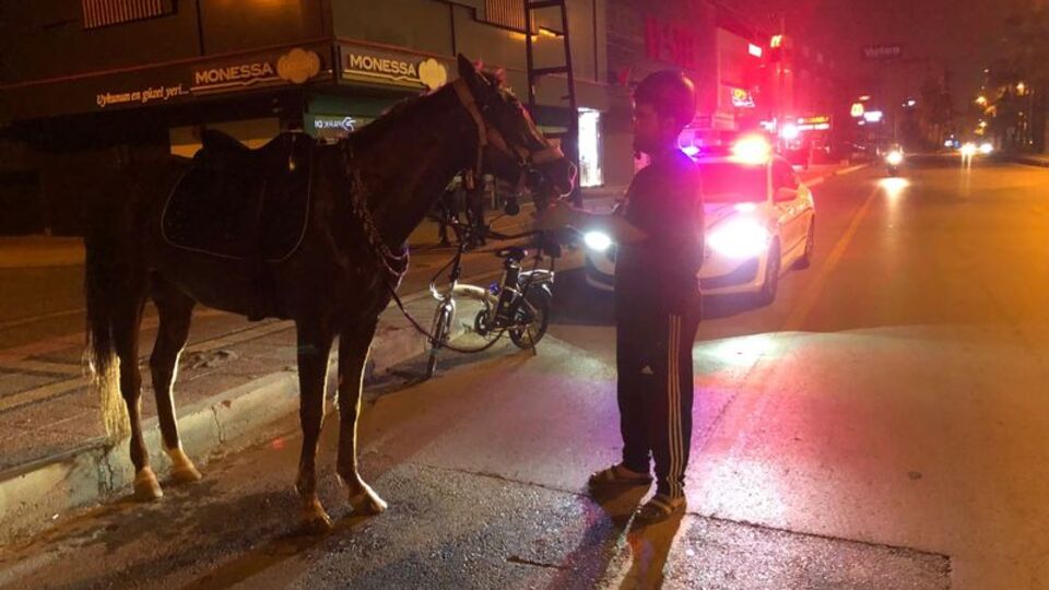 Hem atlı hem alkollü