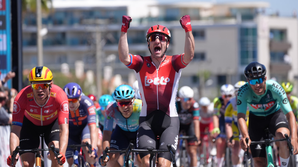 TUR 2025'te 7. etap Elia Viviani'nin!