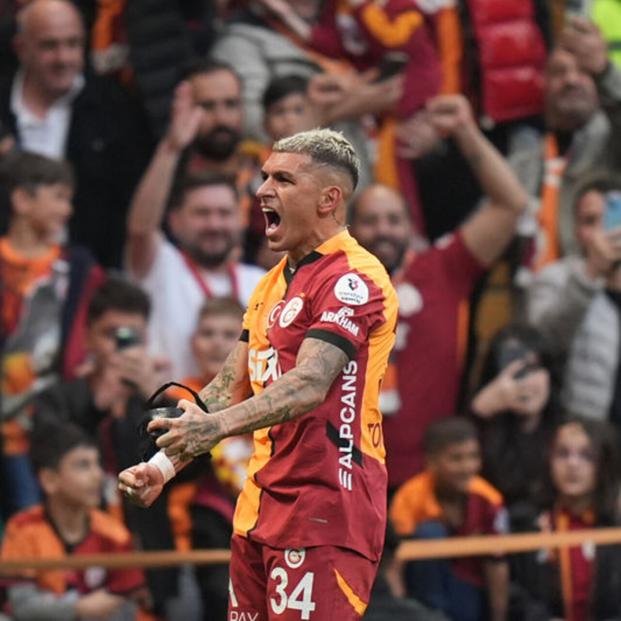 Torreira'dan rekor performans!