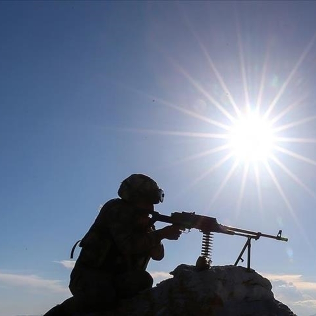 Irak'ın kuzeyinde 1 asker şehit oldu
