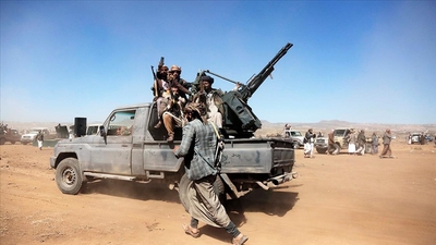 Yemen'deki Husiler İsrail'de havalimanını vurdu