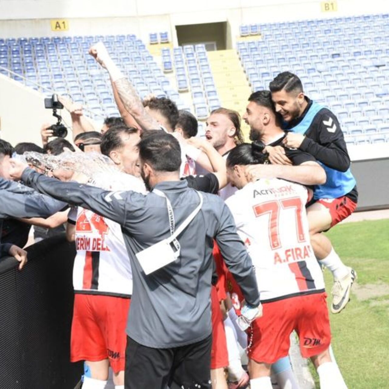 Eskişehirspor, 3. Lig'e yükseldi!