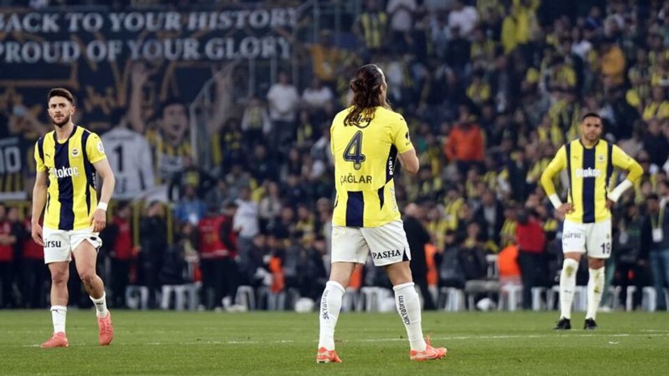 Fenerbahçe evinde 10 puan kaybetti!
