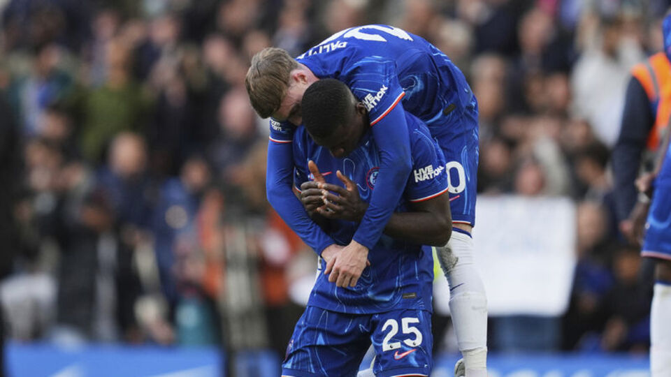 Chelsea, evinde Liverpool'u devirdi!