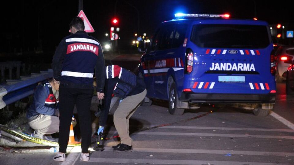 Bisiklet ile motosiklet çarpıştı: 1 ölü, 1 yaralı