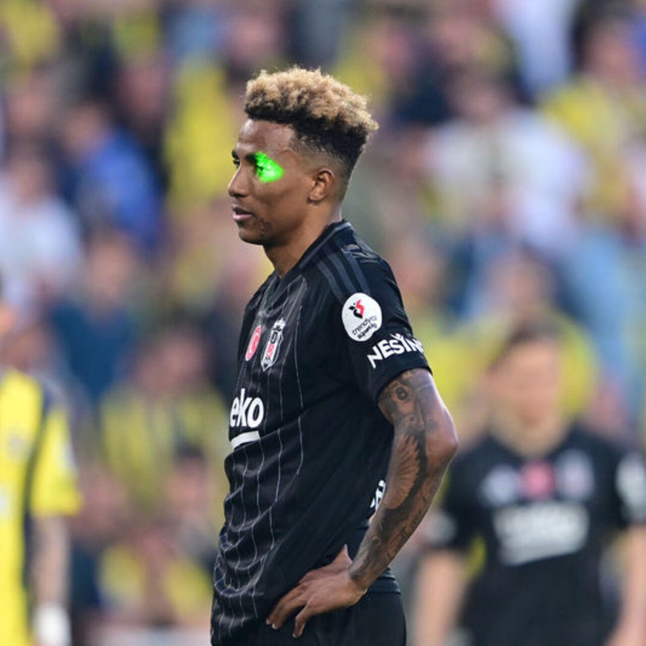 Gedson'a lazer tutan taraftara spordan men!