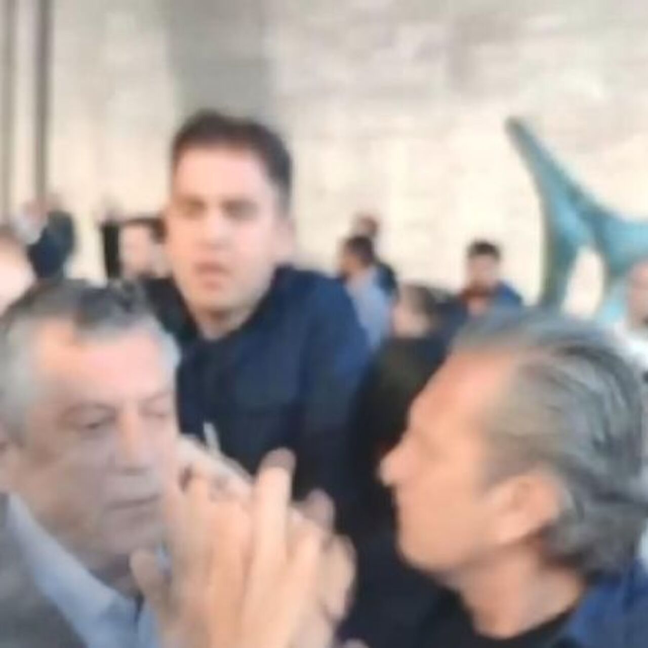 5 maddede Özel'e yapılan saldırı