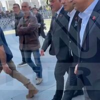 Adım adım izlemiş