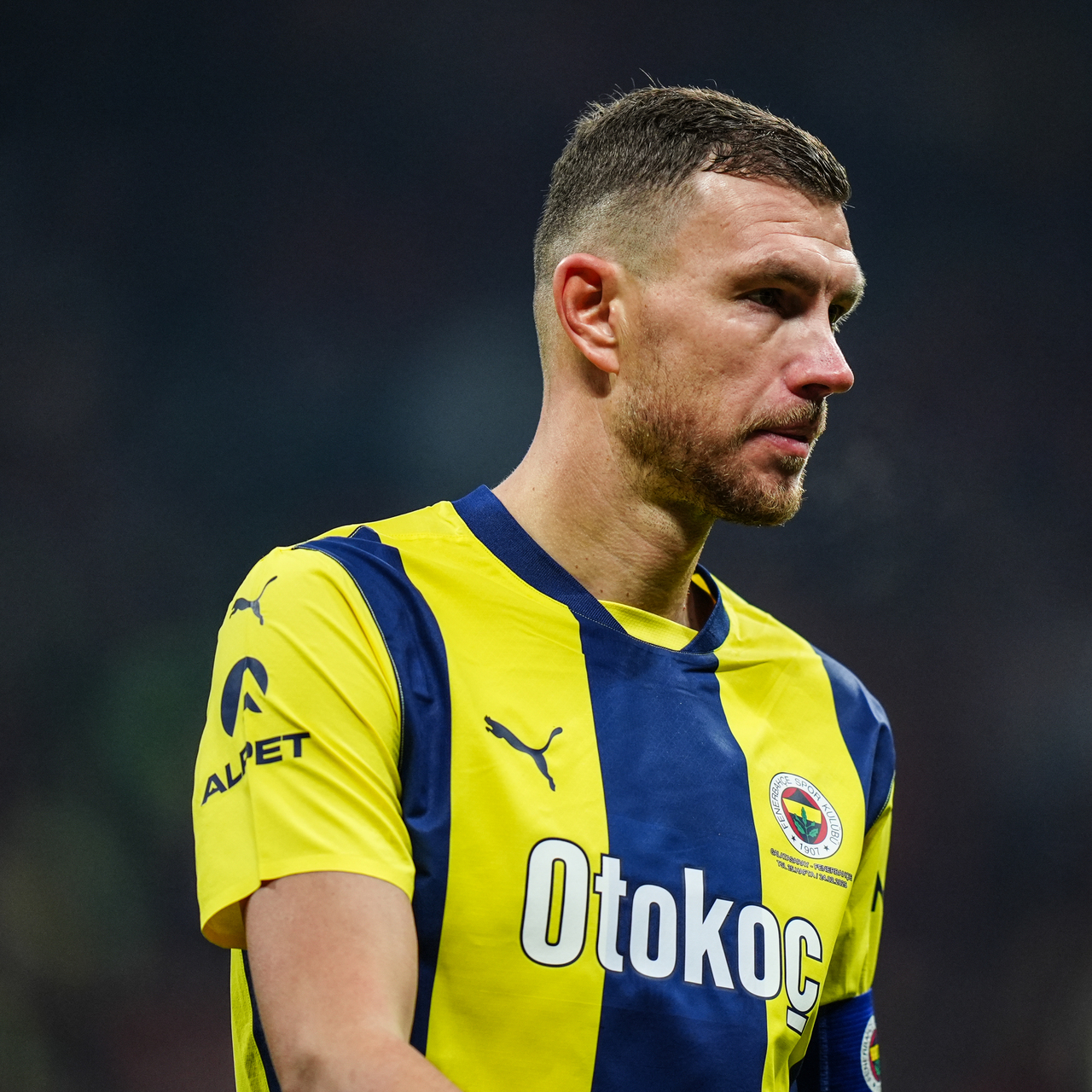 Edin Dzeko'dan çarpıcı paylaşım!