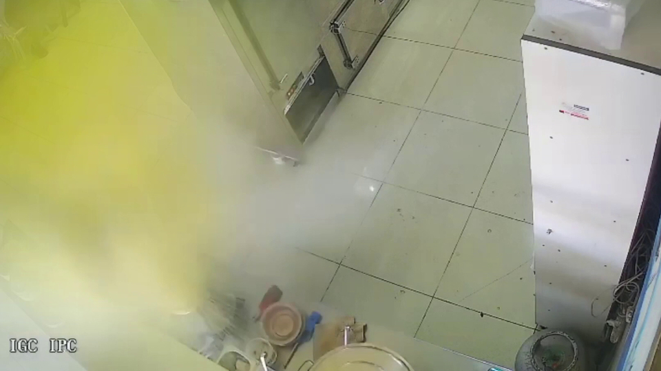 İş yerindeki düdüklü tencere patladı