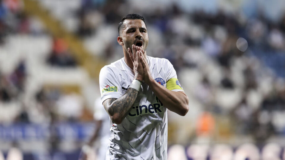 "1 puan aldığımız için çok üzgünüm"