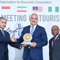 Antalya, D8 Yılın Turizm Şehri Ödülü'nü aldı