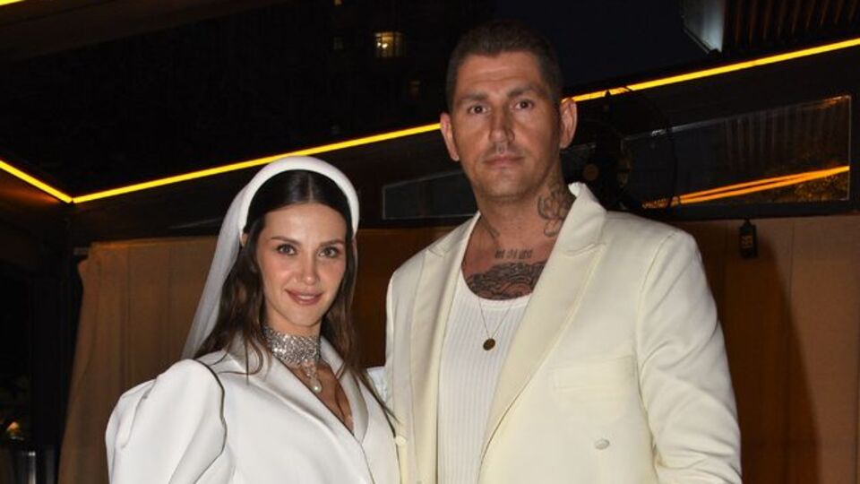 Bebeğinin cinsiyetini açıkladı