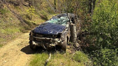 Kamyonet şarampole devrildi: 7 yaralı