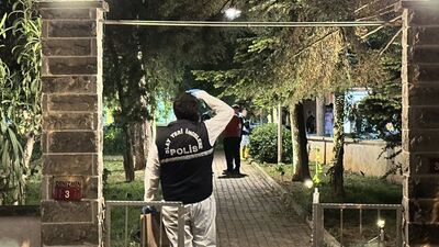 Emekli akademisyen yangında can verdi