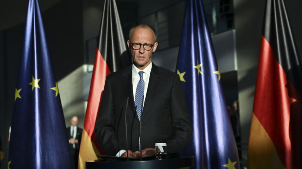 Yeni şansölyeden ABD'ye: İç işlerimize karışmayın