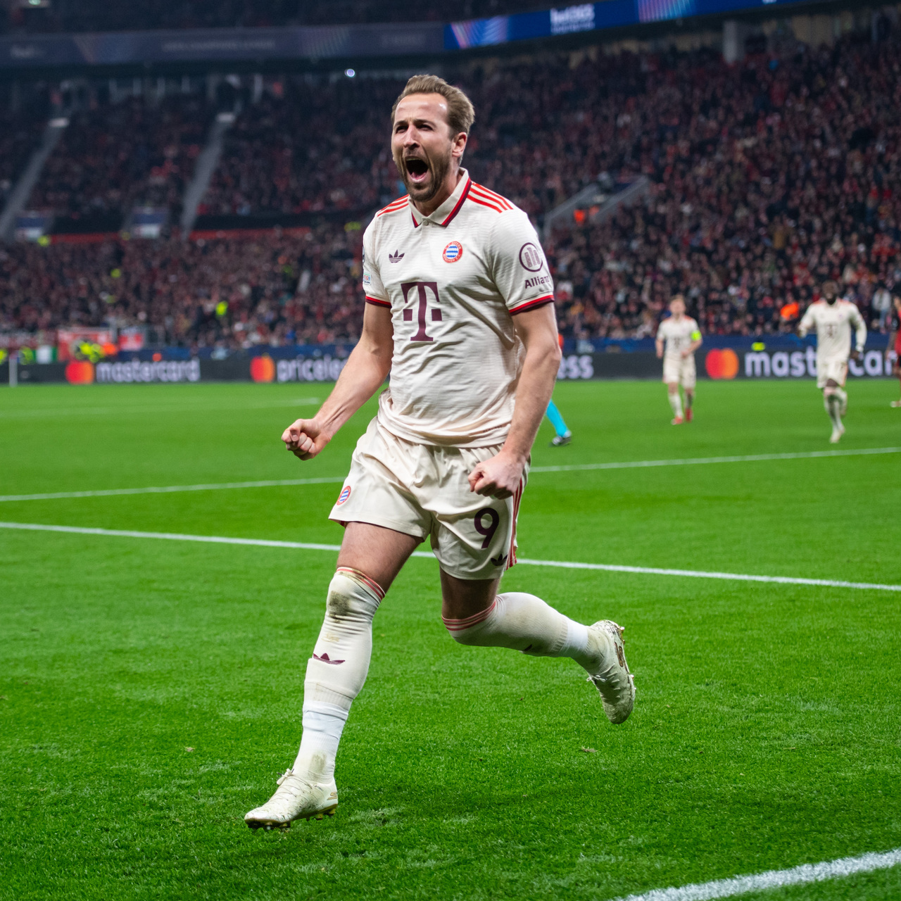 Gol makinesi ilk kupasını kazandı!