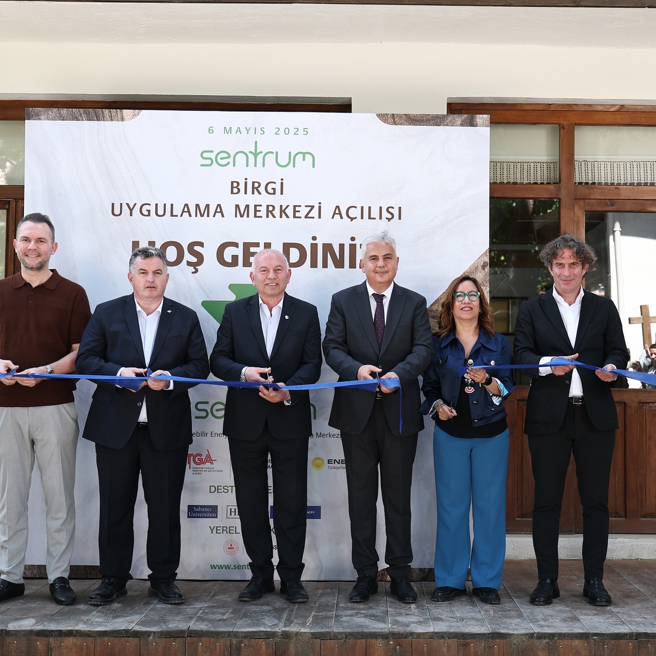 SENTRUM Birgi Uygulama Merkezi açıldı: Teknolojinin Kalbi Artık Burada Atacak!