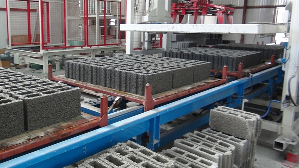 İnşaat malzemesi sanayi üretimi şubatta yüzde 3 azaldı