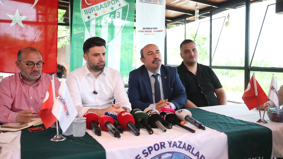 Enes Çelik'ten transfer açıklaması!