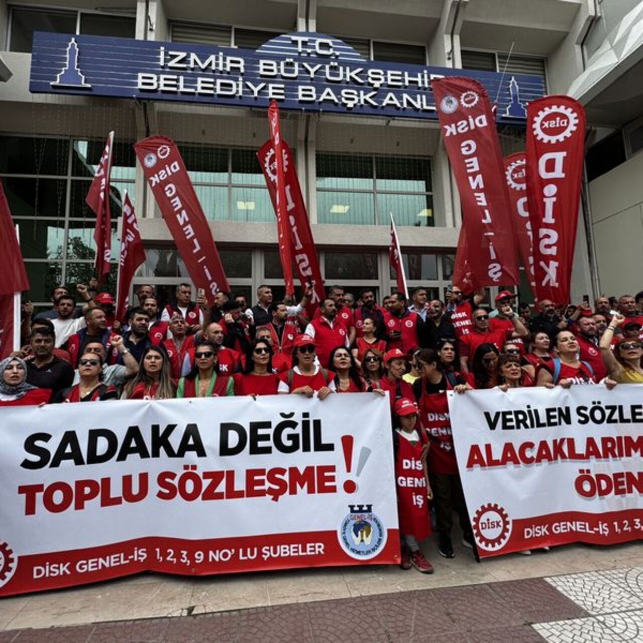 İzmir Büyükşehir'e grev kararı asıldı, Konak'ta grev başladı