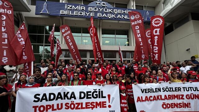 İzmir Büyükşehir'e grev kararı asıldı, Konak'ta grev başladı