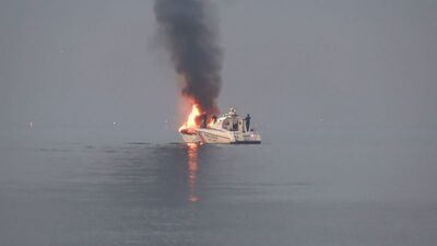 Tuzla Marina'da 4 tekne yandı!