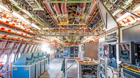 Günün notu | Uçak elektrik ve elektroniği bölümü