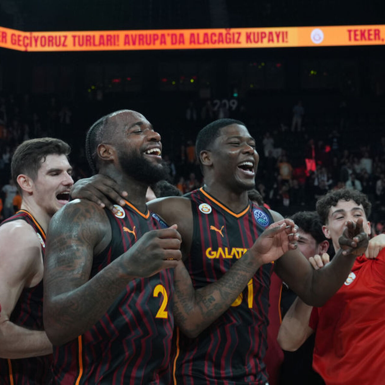G.Saray, Şampiyonlar Ligi'nde final peşinde!