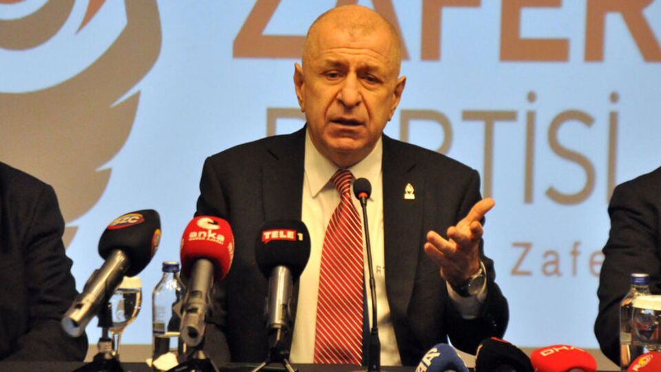 Ümit Özdağ hastaneye kaldırıldı