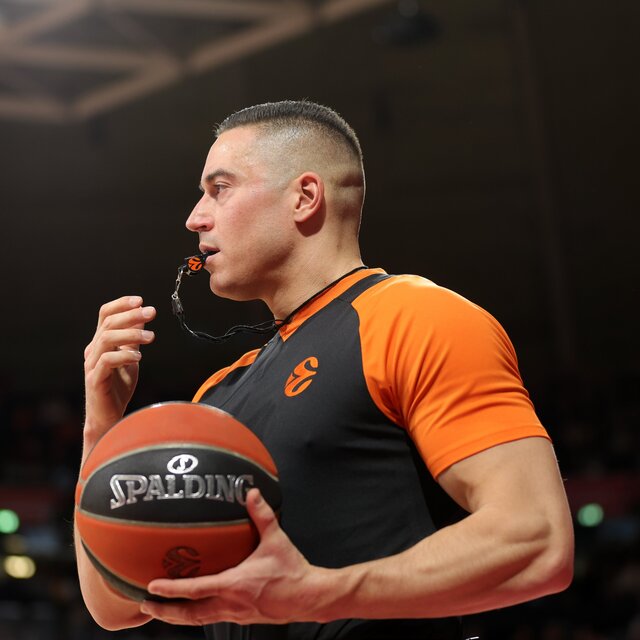 EuroLeague'de Dörtlü Final'in hakemleri belli oldu