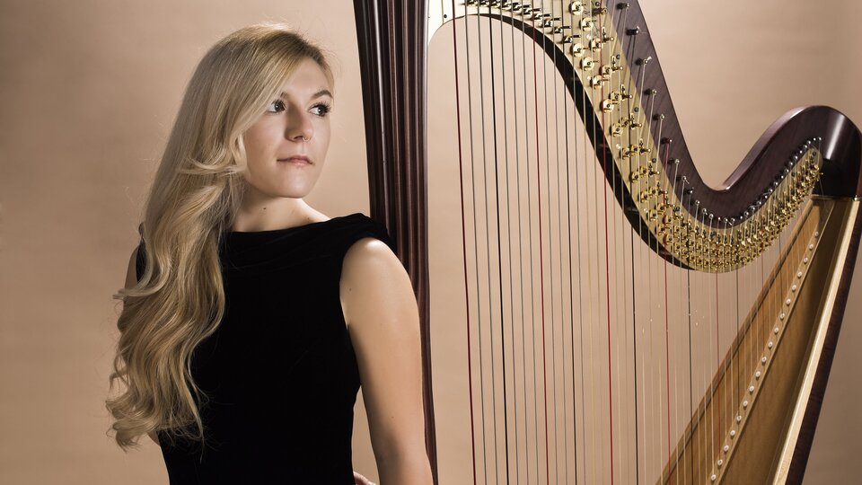 AKM'de Pazar Resitalleri