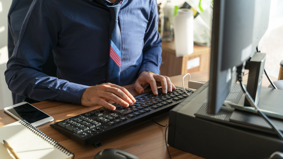 Memur nasıl olunur?