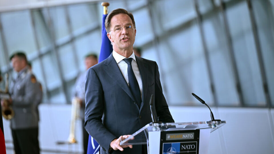 Rutte'den savunma sanayii mesajı