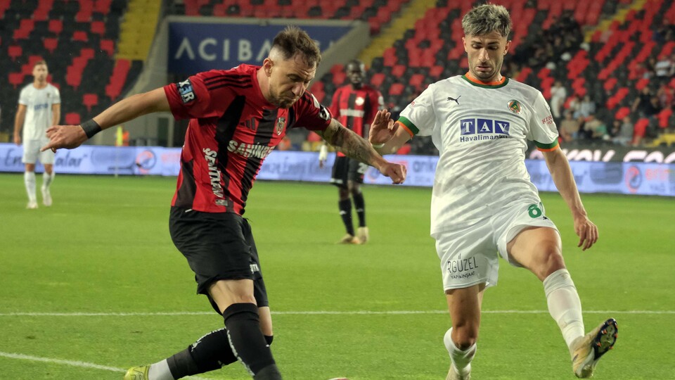 Alanyaspor'dan kritik 3 puan!