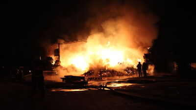 Bursa'da palet fabrikasında yangın