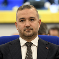 "Sıkı ve kararlı duruşumuzu korumamız gerekiyor"