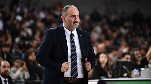 Selçuk Ernak'a Polonya'da büyük onur