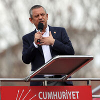 CHP Van mitingi | CHP lideri Özgür Özel: Terörsüz Türkiye’ye evet diyoruz thumbnail