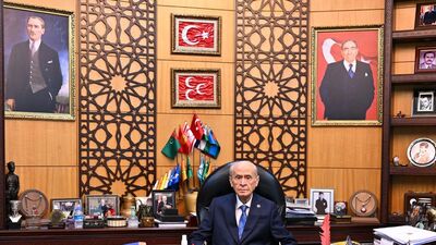 Devlet Bahçeli'den 'Anneler Günü' mesajı