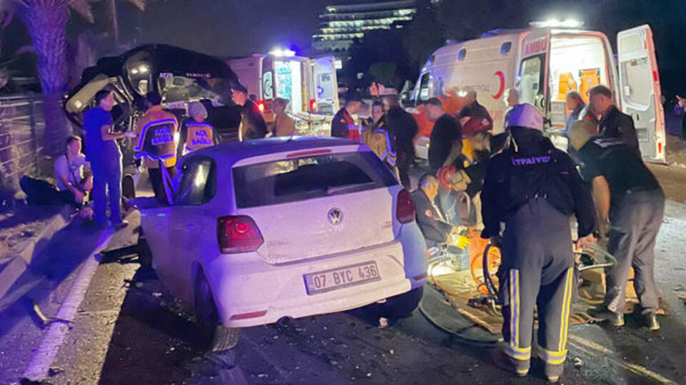 Alanya'da kaza: 1'i turist 2 ölü