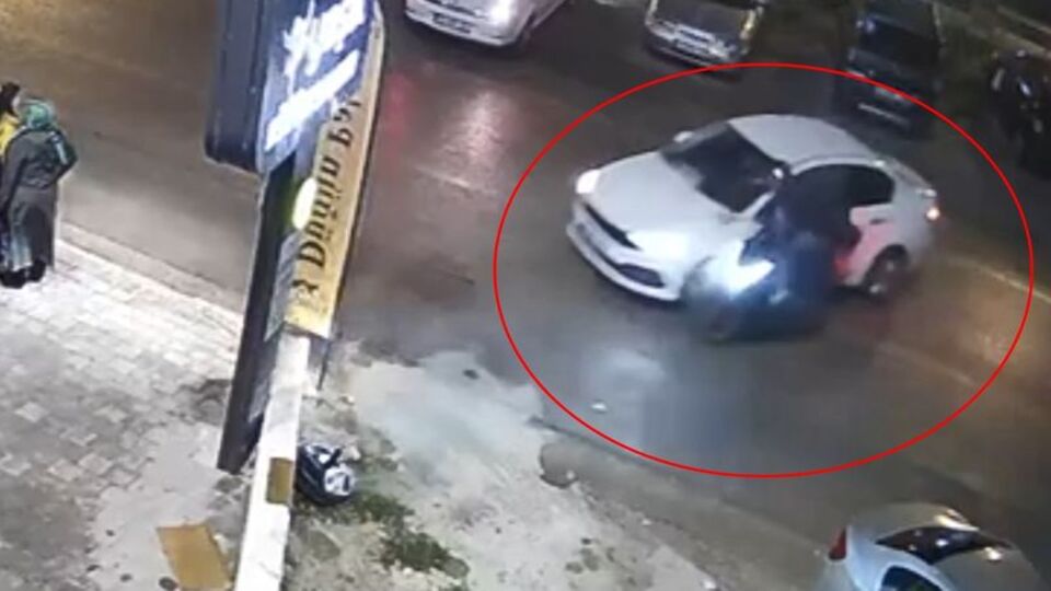 Otomobil ile motosiklet çarpıştı: 1 yaralı