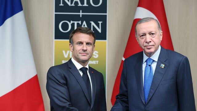 Cumhurbaşkanı Erdoğan Macron ile görüştü